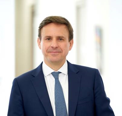 Bertrand Savouré, notaire